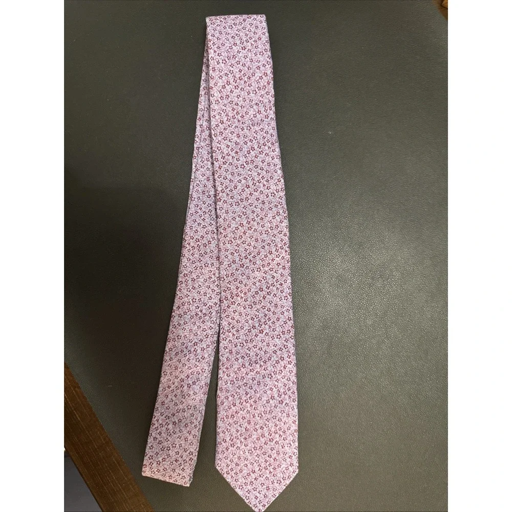 perry ellis portfolio tie 100% Cotton Maroon With Purple Flowers!